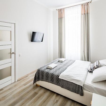 Old Town Cosy Apartment Lviv Ngoại thất bức ảnh